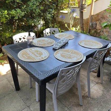 Fleurs Cap D'antibes * Antibes