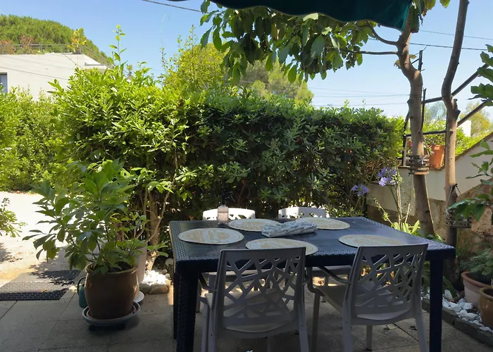 Fleurs Cap D'antibes Apartment