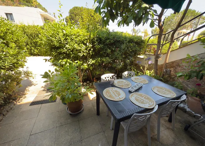 Fleurs Cap D'antibes Apartment *